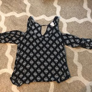 Mossimo cut-out shoulder shirt